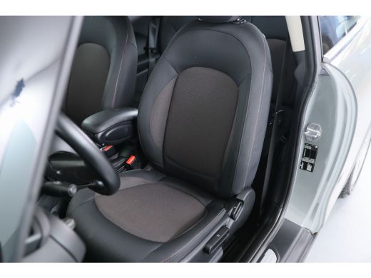 Mini Mini 1.5 One First | Dealer Onderhouden! | Airco | Parkeersensoren | Lichtmetalen Velgen | Bluetooth |... ActivLease financial lease