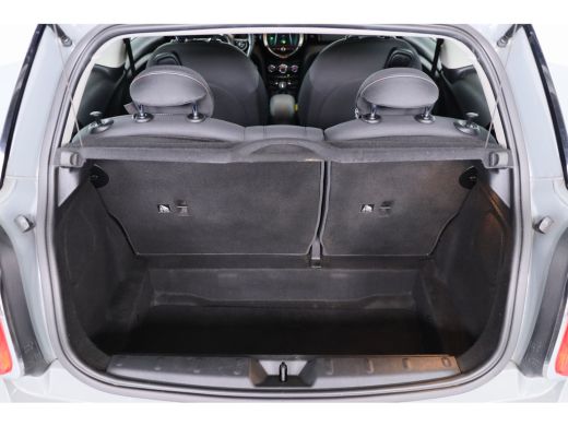 Mini Mini 1.5 One First | Dealer Onderhouden! | Airco | Parkeersensoren | Lichtmetalen Velgen | Bluetooth |... ActivLease financial lease