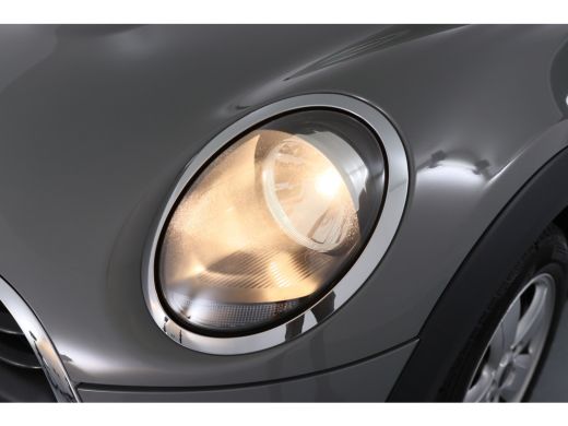 Mini Mini 1.5 One First | Dealer Onderhouden! | Airco | Parkeersensoren | Lichtmetalen Velgen | Bluetooth |... ActivLease financial lease