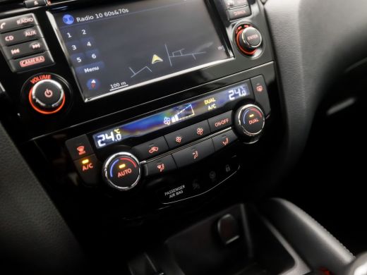 Nissan QASHQAI 1.2 N-Connecta (PANORAMADAK, NAVIGATIE, CLIMATE, 360 CAMERA, KEYLESS, SPORTSTOELEN, GETINT GLAS, ... ActivLease financial lease