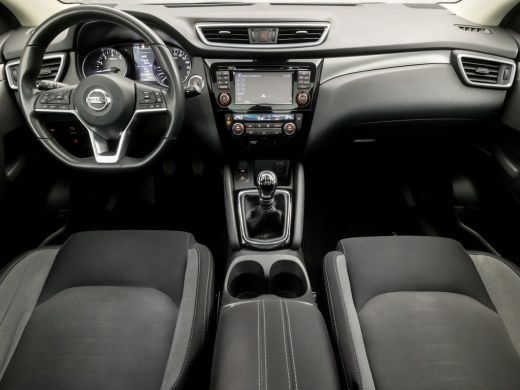 Nissan QASHQAI 1.2 N-Connecta (PANORAMADAK, NAVIGATIE, CLIMATE, 360 CAMERA, KEYLESS, SPORTSTOELEN, GETINT GLAS, ... ActivLease financial lease