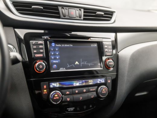 Nissan QASHQAI 1.2 N-Connecta (PANORAMADAK, NAVIGATIE, CLIMATE, 360 CAMERA, KEYLESS, SPORTSTOELEN, GETINT GLAS, ... ActivLease financial lease