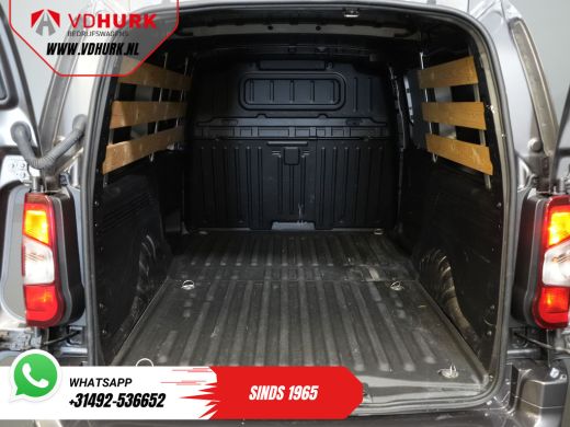 Opel Combo 1.5D 130 pk Aut. L2 BPM VRIJ! Carplay/ Camera/ Cruise/ PDC V+A ActivLease financial lease