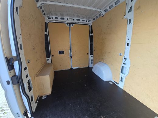 Opel Movano 2.2D 140 S&S L2H2 3.5T - 140 Pk - Euro 6 - Airco - Cruise Control ActivLease financial lease
