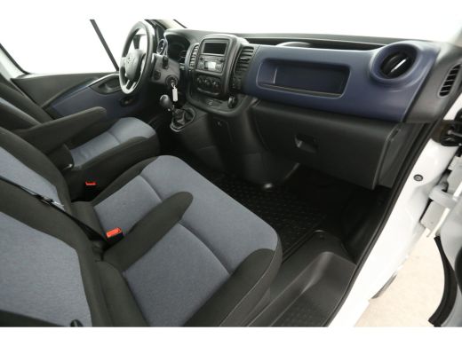 Opel Vivaro 1.6 CDTI L2H1 Airco Camera Cruise 3 Persoons Imperiaal Elektrpakket Trekhaak ActivLease financial lease