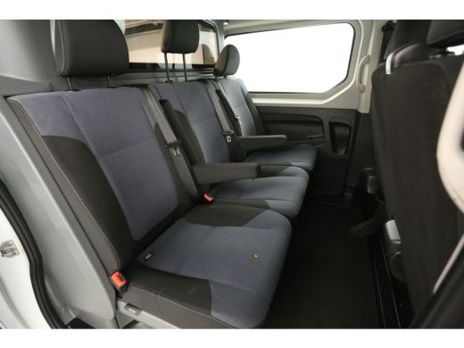 Opel Vivaro 1.6 CDTI L2H1 Dubbele Cabine 6 Persoons Airco Cruise LED Imperiaal Elektrpakket Trekhaak ActivLease financial lease