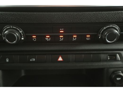 Opel Vivaro 2.0 CDTI L3H1 Airco Carplay Cruise 360Camera LED 3 Persoons Navigatie PDC Elektrpakket Trekhaak ActivLease financial lease