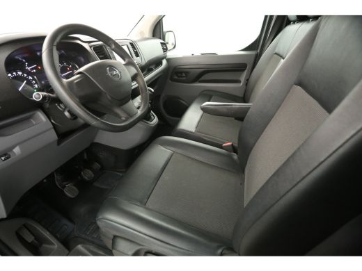 Opel Vivaro 2.0 CDTI L3H1 Airco Carplay Cruise 360Camera LED 3 Persoons Navigatie PDC Elektrpakket Trekhaak ActivLease financial lease