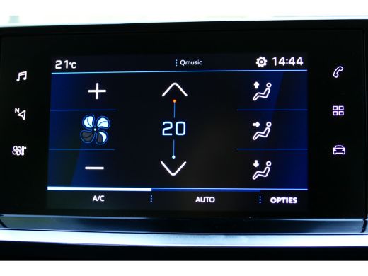 Peugeot 208 1.2 PURETECH 100PK 5-DRS ALLURE / NAVI / LED / CLIMA / PDC / 16"LMV / CAMERA / WINTERPAKKET / BLU... ActivLease financial lease