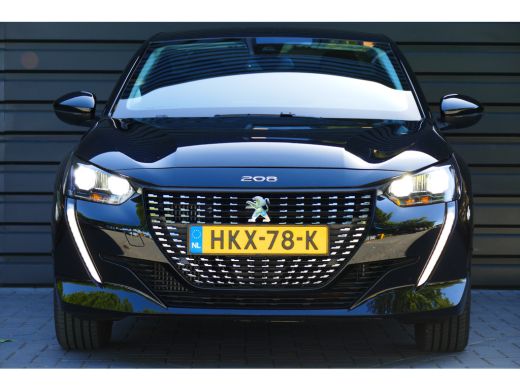 Peugeot 208 1.2 PURETECH 100PK 5-DRS ALLURE / NAVI / LED / CLIMA / PDC / 16"LMV / CAMERA / WINTERPAKKET / BLU... ActivLease financial lease