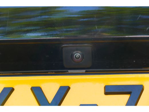 Peugeot 208 1.2 PURETECH 100PK 5-DRS ALLURE / NAVI / LED / CLIMA / PDC / 16"LMV / CAMERA / WINTERPAKKET / BLU... ActivLease financial lease