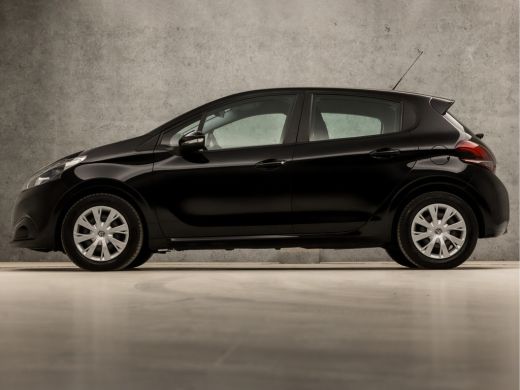 Peugeot 208 1.2 PureTech Sport (NAVIGATIE, CRUISE, ELEK RAMEN, SPORTSTOELEN, ARMSTEUN, BLUETOOTH, NIEUWE APK,... ActivLease financial lease