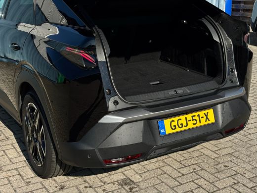Peugeot 3008 Peugeot Hybrid 136pk GT Airco | 360 °C Camera | Alcantara bekleding | Apple Carlplay/ Android Aut... ActivLease financial lease