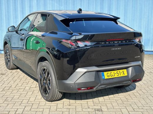 Peugeot 3008 Peugeot Hybrid 136pk GT Airco | 360 °C Camera | Alcantara bekleding | Apple Carlplay/ Android Aut... ActivLease financial lease