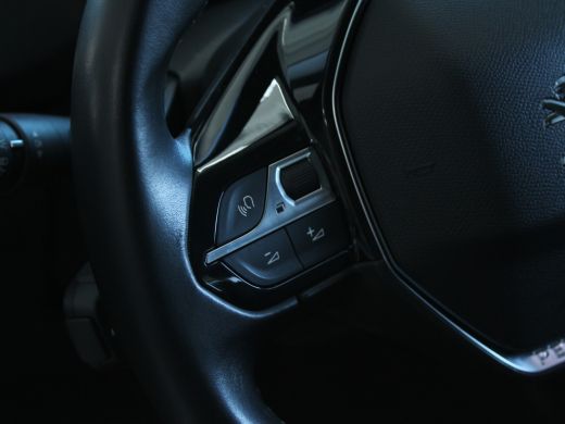 Peugeot 5008 1.2 PureTech Allure Pack CAMERA | TREKHAAK | CARPLAY | ActivLease financial lease