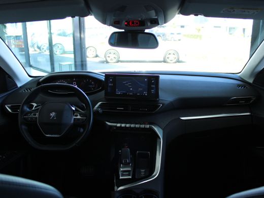 Peugeot 5008 1.2 PureTech Allure Pack CAMERA | TREKHAAK | CARPLAY | ActivLease financial lease