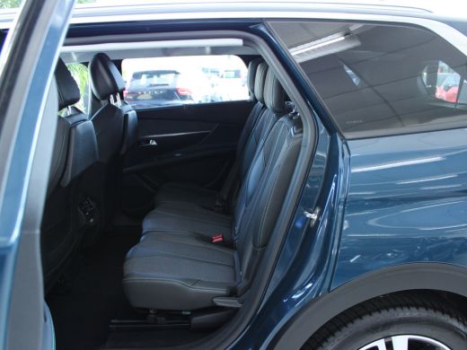 Peugeot 5008 1.2 PureTech Allure Pack CAMERA | TREKHAAK | CARPLAY | ActivLease financial lease