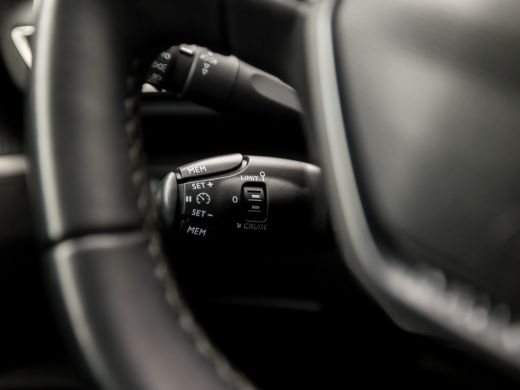 Peugeot 5008 1.2 PureTech Sport 7 Persoons (APPLE CARPLAY, GROOT NAVI, GETINT GLAS, DAB+, SPORTSTOELEN, PARKEE... ActivLease financial lease