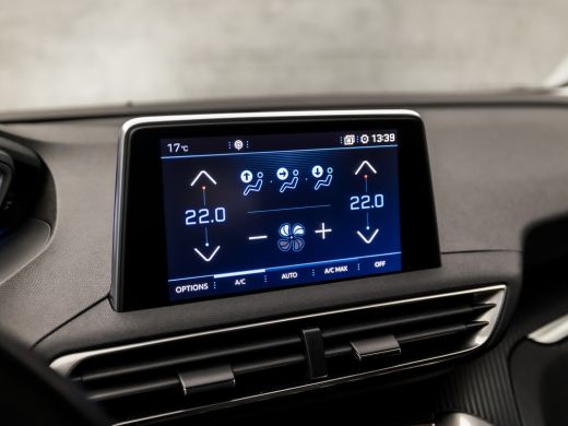 Peugeot 5008 1.2 PureTech Sport 7 Persoons (APPLE CARPLAY, GROOT NAVI, GETINT GLAS, DAB+, SPORTSTOELEN, PARKEE... ActivLease financial lease