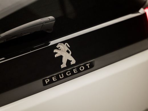 Peugeot 5008 1.2 PureTech Sport 7 Persoons (APPLE CARPLAY, GROOT NAVI, GETINT GLAS, DAB+, SPORTSTOELEN, PARKEE... ActivLease financial lease