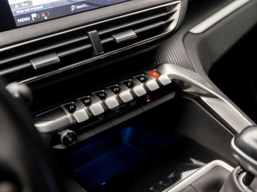 Peugeot 5008 1.2 PureTech Sport 7 Persoons (APPLE CARPLAY, GROOT NAVI, GETINT GLAS, DAB+, SPORTSTOELEN, PARKEE... ActivLease financial lease