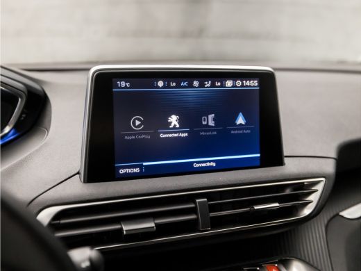 Peugeot 5008 1.2 PureTech Sport 7 Persoons (APPLE CARPLAY, GROOT NAVI, TREKHAAK, SPORTSTOELEN, PARKEERSENSOREN... ActivLease financial lease
