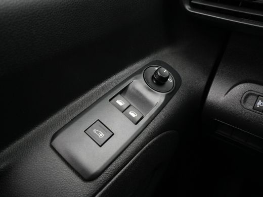 Peugeot Partner 1.5 BlueHDI Premium Navi via App Pdc Airco Cruise ActivLease financial lease