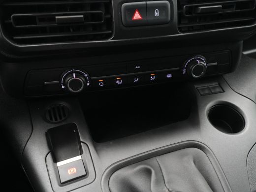 Peugeot Partner 1.5 BlueHDI Premium Navi via App Pdc Airco Cruise ActivLease financial lease