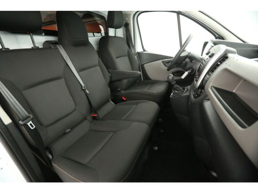 Renault Trafic 1.6 dCi T29 L1H1 Airco Cruise 2xSchuifdeur 3 Persoons Parkeersensoren Elektrpakket ActivLease financial lease