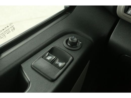 Renault Trafic 1.6 dCi T29 L1H1 Airco Cruise 2xSchuifdeur 3 Persoons Parkeersensoren Elektrpakket ActivLease financial lease