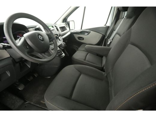 Renault Trafic 1.6 dCi T29 L1H1 Airco Cruise 2xSchuifdeur 3 Persoons Parkeersensoren Elektrpakket ActivLease financial lease