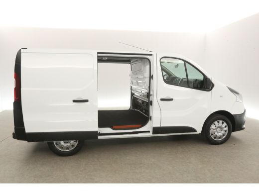Renault Trafic 1.6 dCi T29 L1H1 Airco Cruise 2xSchuifdeur 3 Persoons Parkeersensoren Elektrpakket ActivLease financial lease