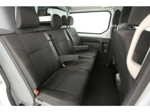 Renault Trafic 1.6 dCi T29 L2H1 Dubbele Cabine 6 Persoons Airco Cruise Navi PDC Imperiaal Elektrpakket Trekhaak ActivLease financial lease