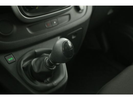 Renault Trafic 1.6 dCi T29 L2H1 Dubbele Cabine 6 Persoons Airco Cruise Navi PDC Imperiaal Elektrpakket Trekhaak ActivLease financial lease