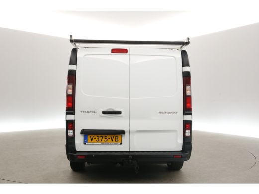 Renault Trafic 1.6 dCi T29 L2H1 Dubbele Cabine 6 Persoons Airco Cruise Navi PDC Imperiaal Elektrpakket Trekhaak ActivLease financial lease