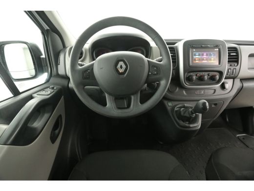 Renault Trafic 1.6 dCi T29 L2H1 Dubbele Cabine 6 Persoons Airco Cruise Navi PDC Imperiaal Elektrpakket Trekhaak ActivLease financial lease