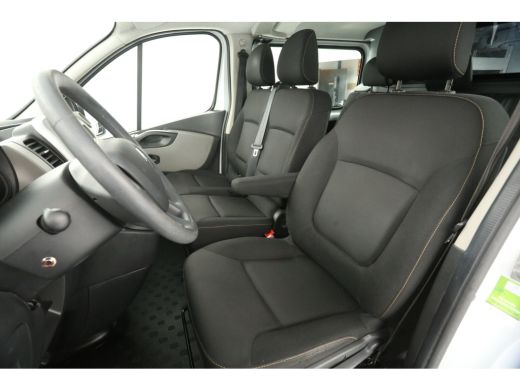 Renault Trafic 1.6 dCi T29 L2H1 Dubbele Cabine 6 Persoons Airco Cruise Navi PDC Imperiaal Elektrpakket Trekhaak ActivLease financial lease