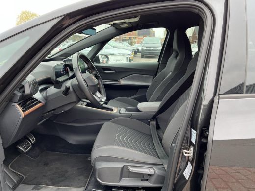 Seat Born 59kWh 170kW eBoost Business | 230Pk | ACC | A. Camera | HUD | Navi | Clima | ActivLease financial lease