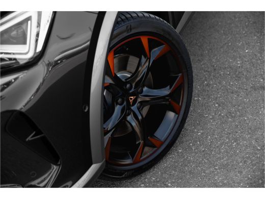 Seat Formentor 1.4 e-Hybrid VZ 245 pk Performance | Camera | Carplay | Elektr. stoel | Adapt. Cruise ActivLease financial lease