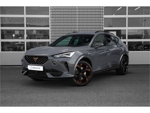 Seat Formentor 1.4 e-Hybrid VZ 245 pk Performance | Camera | Carplay | Stoel- stuurverwarming | Navigatie Seat Formentor 1.4 e-Hybrid VZ 245 pk Performance | Camera | Carplay | Stoel- stuurverwarming | Navigatie
