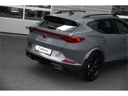 Seat Formentor 1.4 e-Hybrid VZ 245 pk Performance | Camera | Carplay | Stoel- stuurverwarming | Navigatie ActivLease financial lease