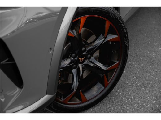 Seat Formentor 1.4 e-Hybrid VZ 245 pk Performance | Camera | Carplay | Stoel- stuurverwarming | Navigatie ActivLease financial lease