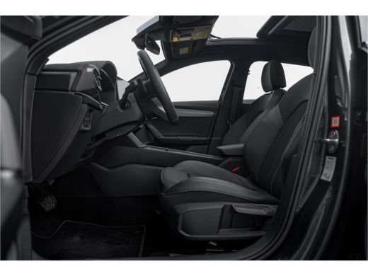 Seat Formentor 1.4 TSI e-Hybrid 204 pk Essential | Panoramadak | Camera | Carplay | Stoel- Stuurverwarming ActivLease financial lease