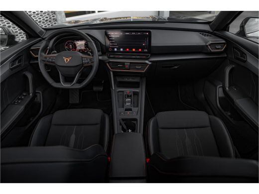 Seat Formentor 1.4 TSI e-Hybrid 204 pk Essential | Panoramadak | Camera | Carplay | Stoel- Stuurverwarming ActivLease financial lease