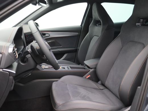Seat Formentor 1.5 TSI e-Hybrid VZ Performance 272PK DSG matrix led, adaptive cruise, side assist, Sennheiser au... ActivLease financial lease