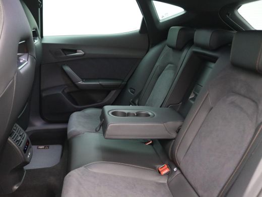 Seat Formentor 1.5 TSI e-Hybrid VZ Performance 272PK DSG matrix led, adaptive cruise, side assist, Sennheiser au... ActivLease financial lease