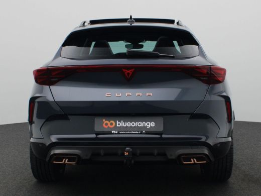 Seat Formentor 1.5 TSI e-Hybrid VZ Performance 272PK DSG matrix led, trekhaak, schuif-kanteldak, vollederen bekl... ActivLease financial lease