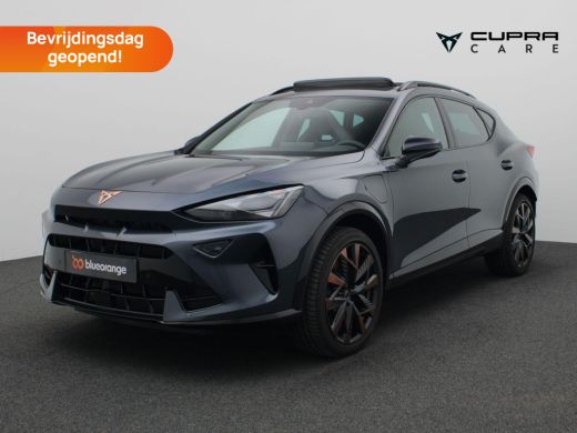 Seat Formentor 1.5 TSI e-Hybrid VZ Performance panoramadak, achteruitrijcamera, dodehoeksensor, Sennheiser gelui... Seat Formentor 1.5 TSI e-Hybrid VZ Performance panoramadak, achteruitrijcamera, dodehoeksensor, Sennheiser gelui...