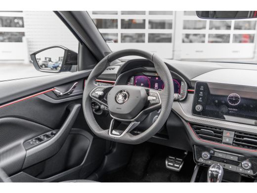 Skoda Kamiq ŠKODA Monte Carlo | Achteruitrijcamera | Cruise control met speedlimiter | Driver Activity Assist... ActivLease financial lease