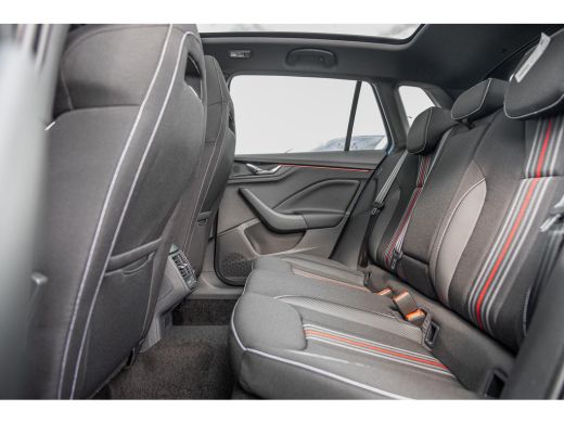 Skoda Kamiq ŠKODA Monte Carlo | Achteruitrijcamera | Cruise control met speedlimiter | Driver Activity Assist... ActivLease financial lease